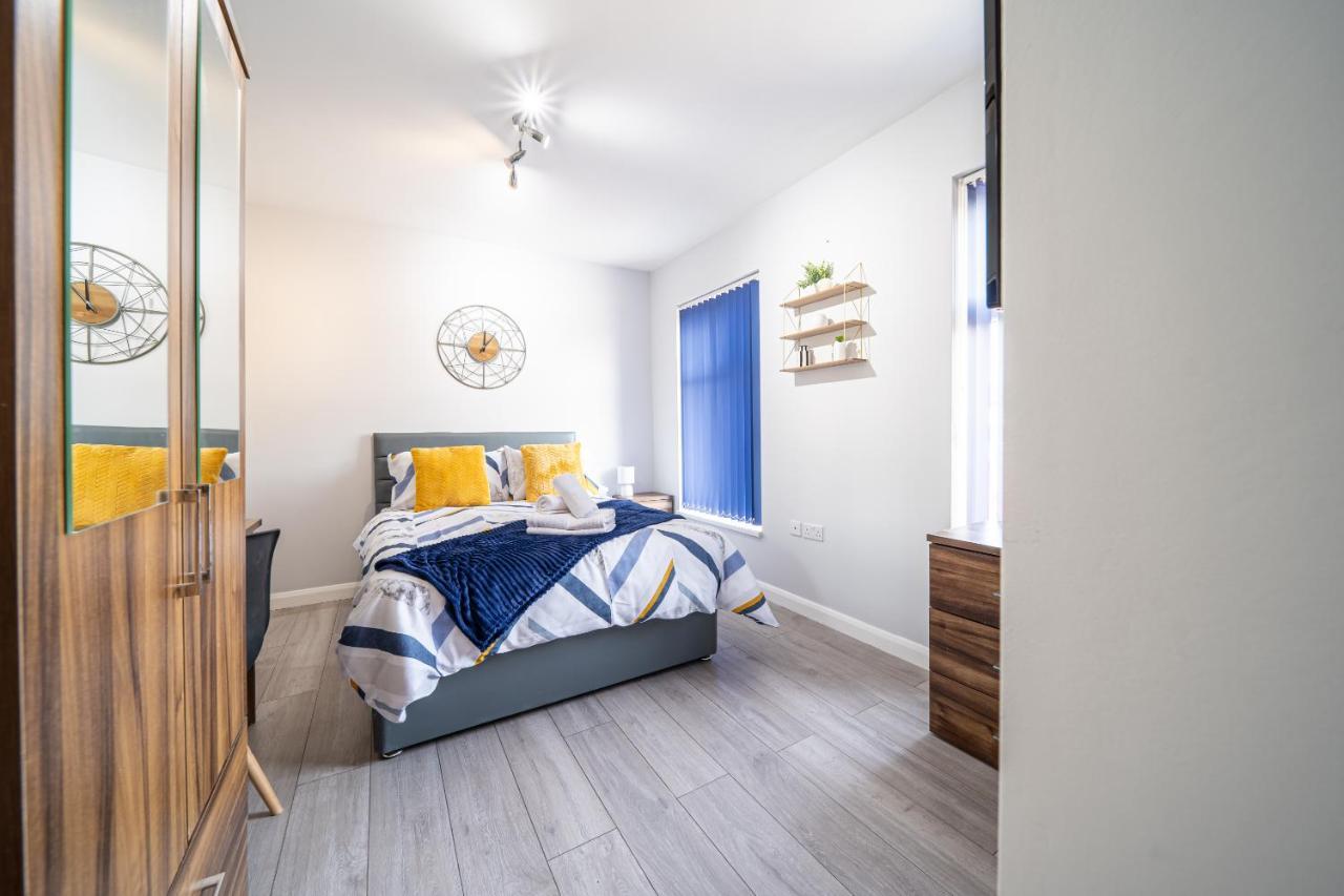 Studios With Ensuite Showers & Share Kitchens Prime Location Near Hospital, Town Center Apt 3 St Helens  Zewnętrze zdjęcie
